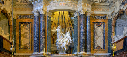 « Le Baroque » ou l’Eglise triomphante du XVIIe siècle, la Contre-Réforme et la mission des Jésuites, Le Bernin et Borromoni à Rome.